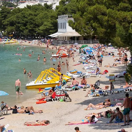 With A Parking Space - 16496 Apartment Makarska